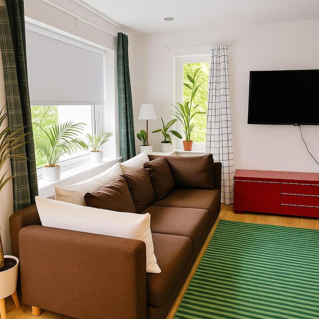 Beautiful House In The Heart Of A Golf Course. Leilighet Manchester Eksteriør bilde