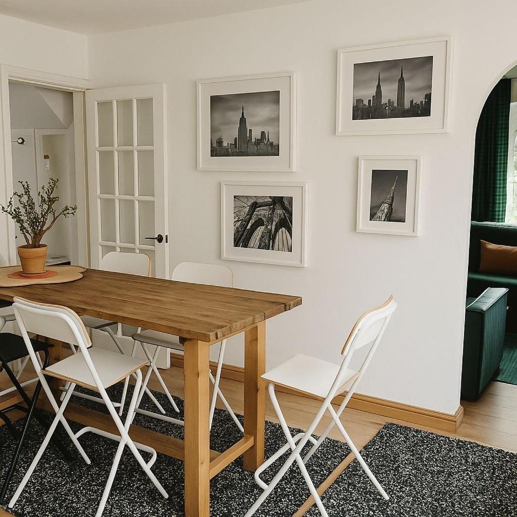Beautiful House In The Heart Of A Golf Course. Leilighet Manchester Eksteriør bilde